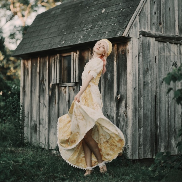 Vintage Yellow Cottagecore dress - Picture 6 of 8